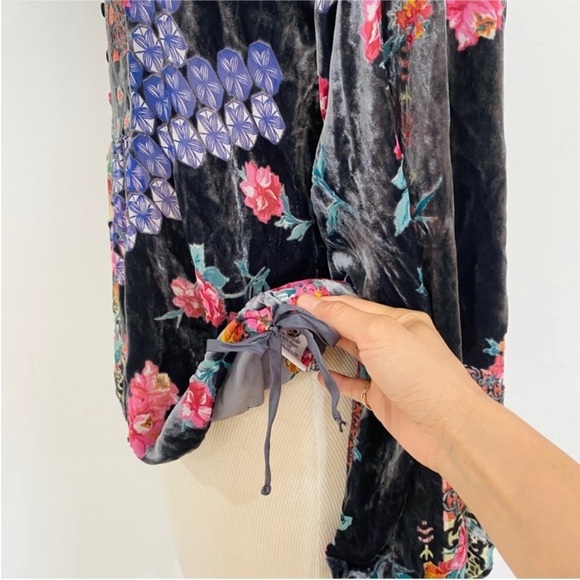 Johnny Was beautiful bohemian velvet floral blouse NWT - Picture 9 of 13